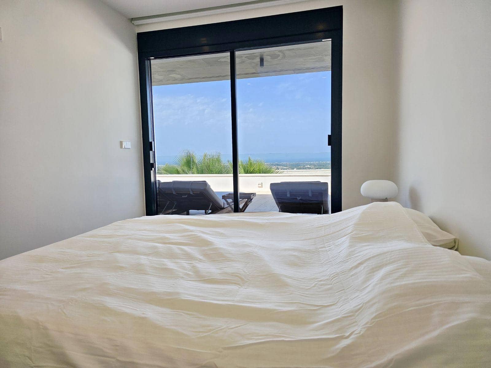 3 slaapkamer Appartement te huur in La Sella met zwembad - € 2.500 (Ref: 9089937)