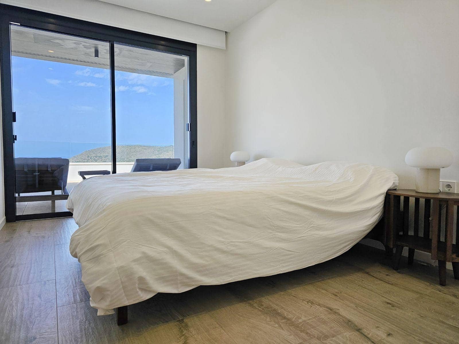 3 slaapkamer Appartement te huur in La Sella met zwembad - € 2.500 (Ref: 9089937)