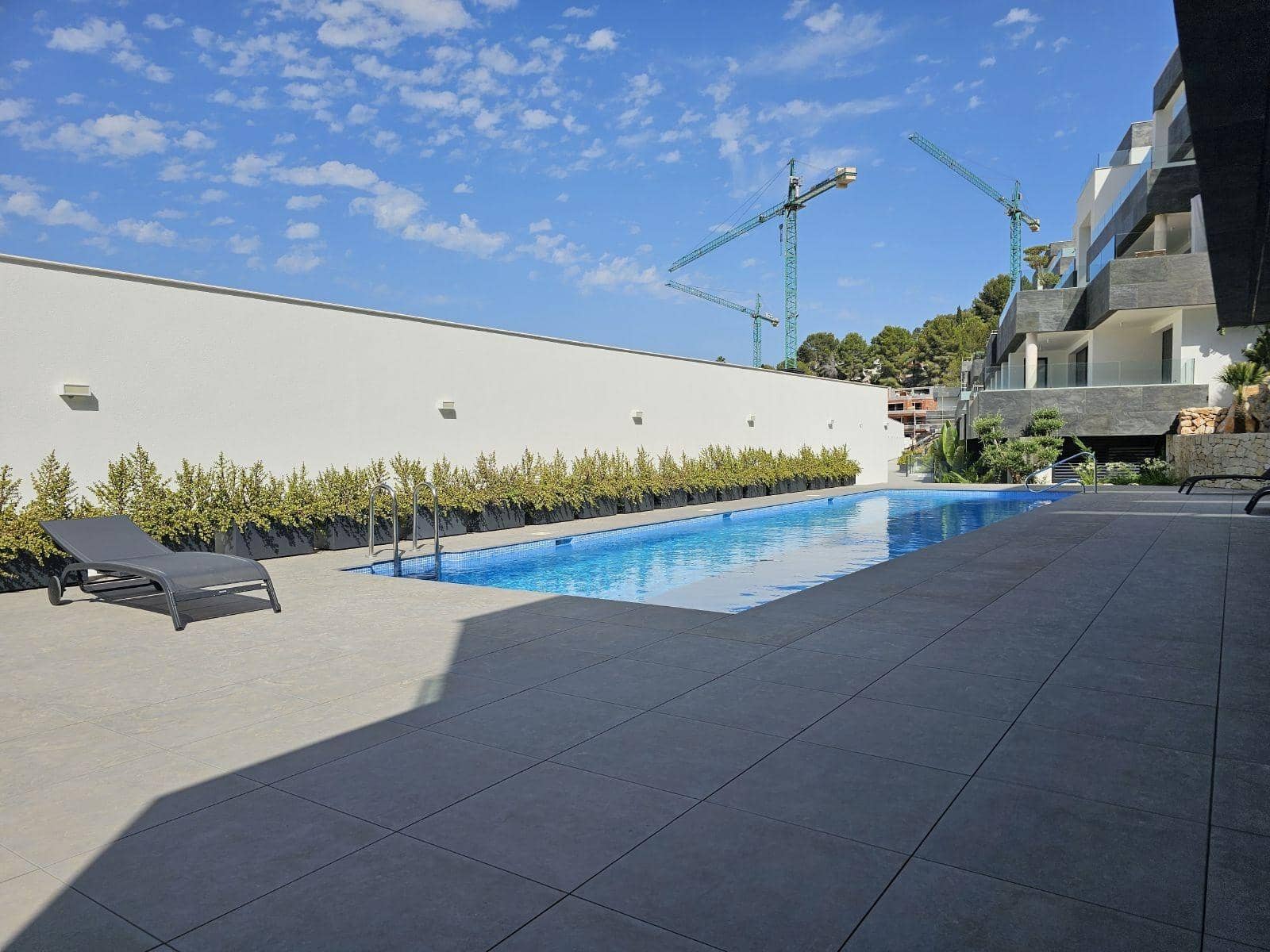 3 soveværelse Lejlighed til leje i La Sella med swimmingpool garage - € 2.600 (Ref: 9089937)