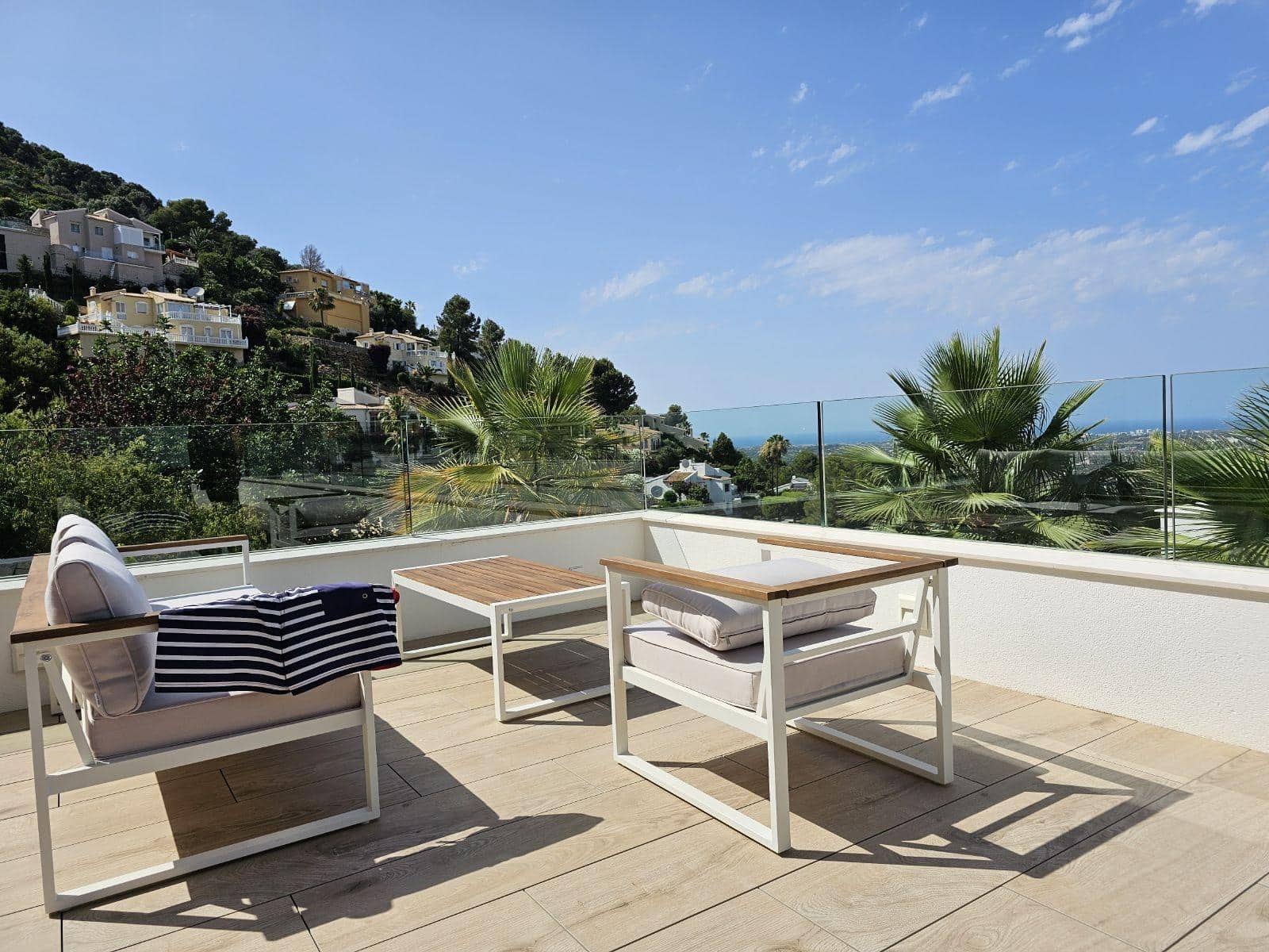 3 soveværelse Lejlighed til leje i La Sella med swimmingpool garage - € 2.600 (Ref: 9089937)