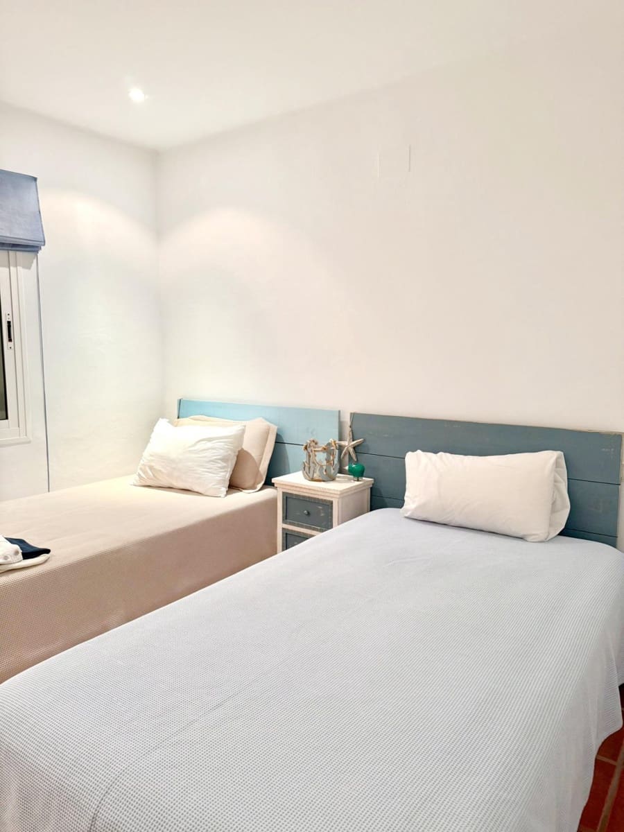 4 soveværelse Rækkehus til salg i Denia med swimmingpool - € 469.000 (Ref: 9106636)