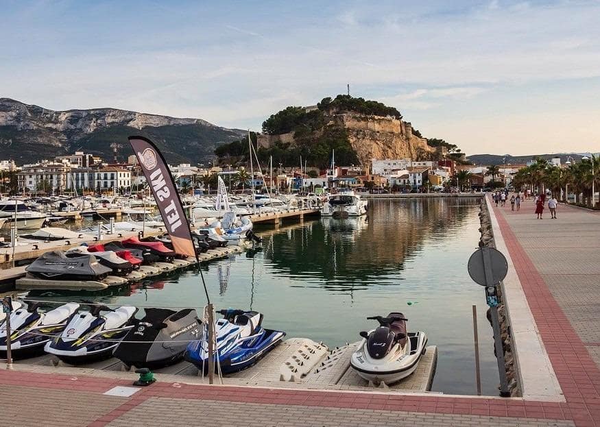 3 bedroom Flat for sale in Denia - € 455,000 (Ref: 9110465)