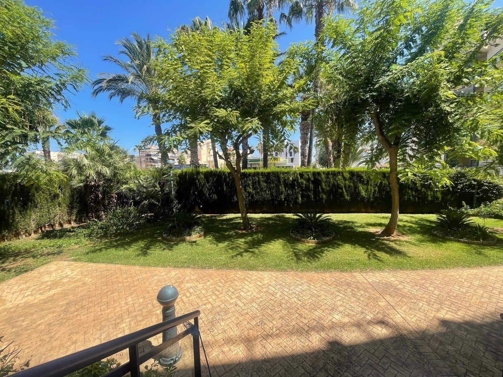 2 slaapkamer Appartement te huur in Denia met zwembad - € 850 (Ref: 9134602)