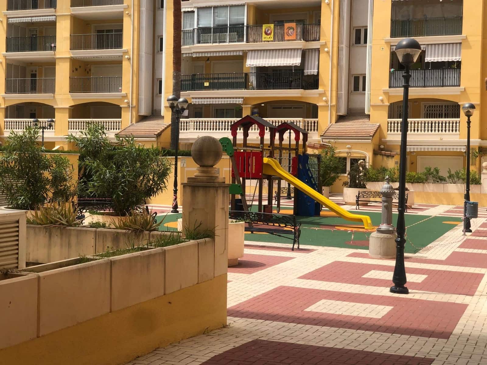 3 slaapkamer Penthouse te koop in Denia met zwembad - € 570.000 (Ref: 9141732)