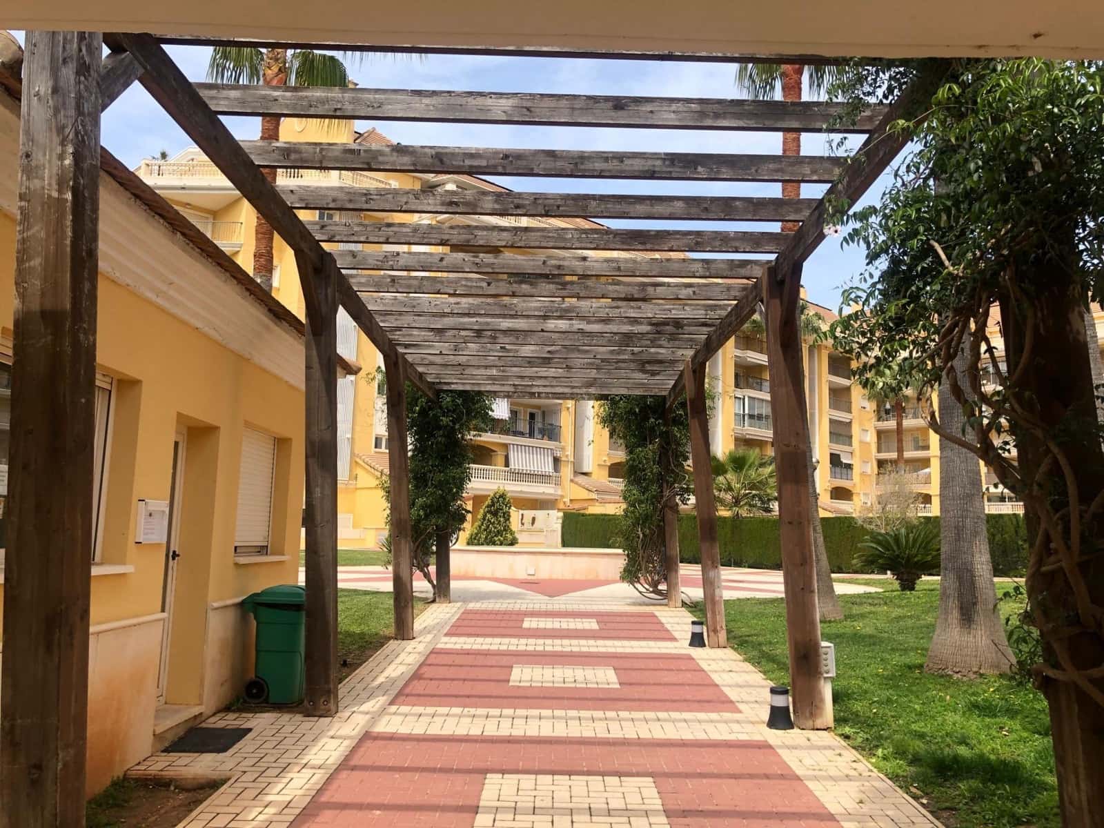 3 sovrum Takvåning till salu i Denia med pool - 570 000 € (Ref: 9141732)