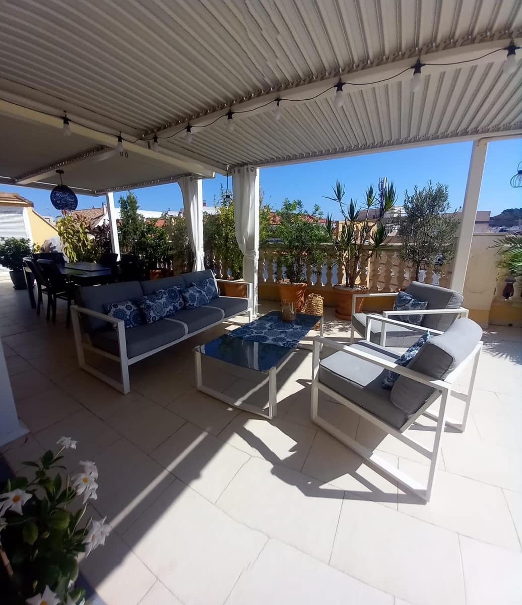 3 soveværelse Penthouse til salg i Denia med swimmingpool - € 570.000 (Ref: 9141732)