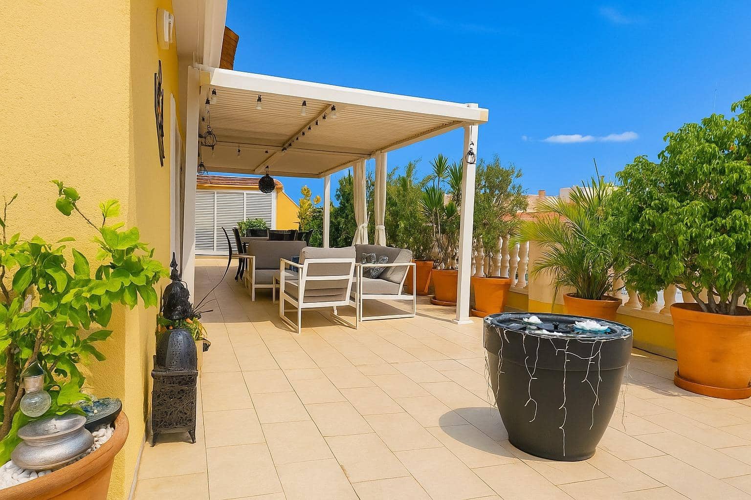 3 makuuhuone Kattohuoneisto myytävänä paikassa Denia mukana uima-altaan - 570 000 € (Ref: 9141732)