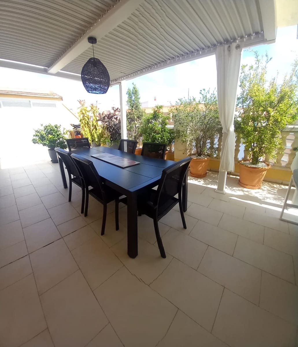 3 makuuhuone Kattohuoneisto myytävänä paikassa Denia mukana uima-altaan - 570 000 € (Ref: 9141732)