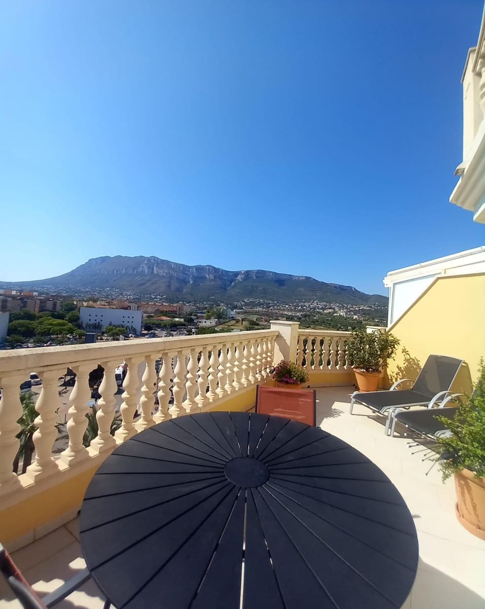 3 makuuhuone Kattohuoneisto myytävänä paikassa Denia mukana uima-altaan - 570 000 € (Ref: 9141732)