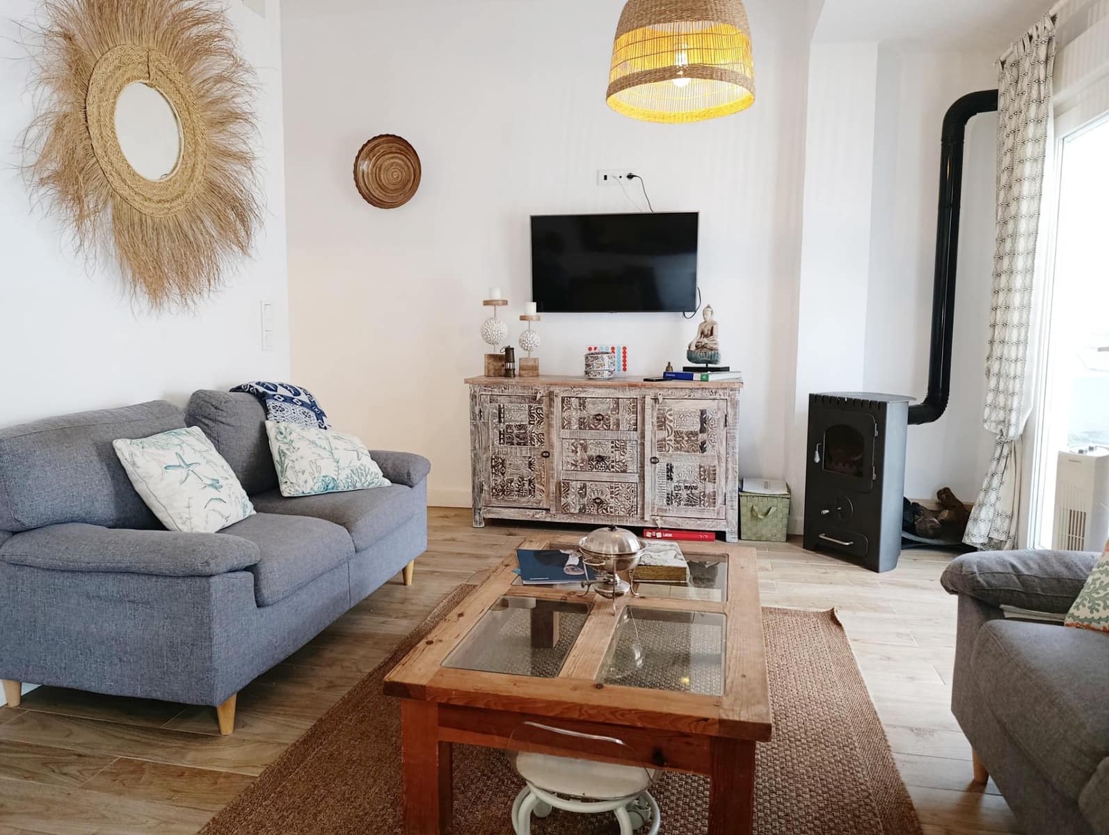 3 bedroom Flat for sale in Denia - € 285,000 (Ref: 9143097)