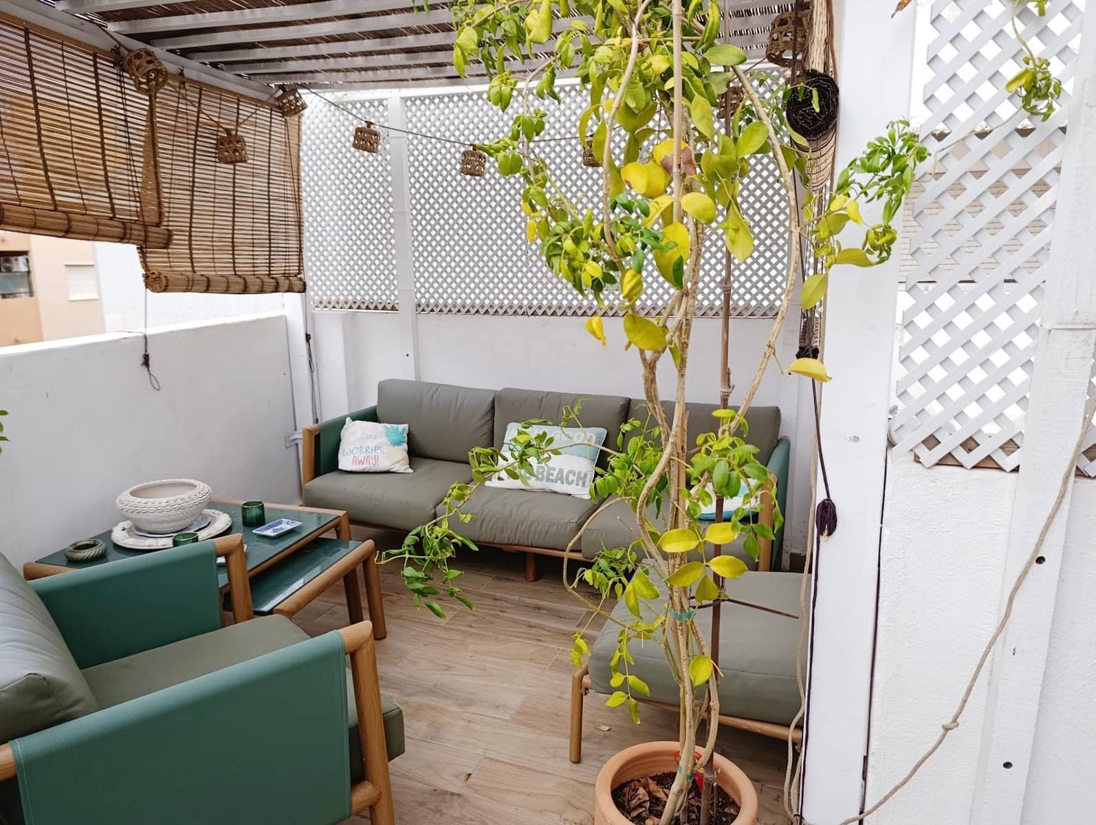 3 bedroom Flat for sale in Denia - € 285,000 (Ref: 9143097)