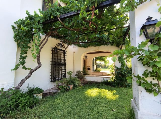 12 chambre Finca/Maison de Campagne à vendre à Cullera avec garage - 4 500 000 € (Ref: 9152362)