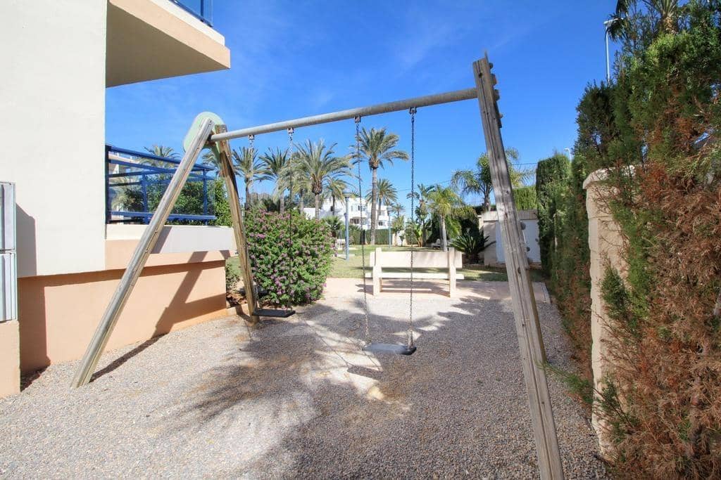 2 slaapkamer Appartement te huur in Denia met zwembad - € 850 (Ref: 9159619)