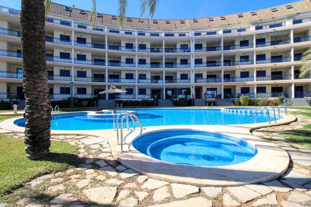 2 slaapkamer Appartement te huur in Denia met zwembad - € 850 (Ref: 9159619)