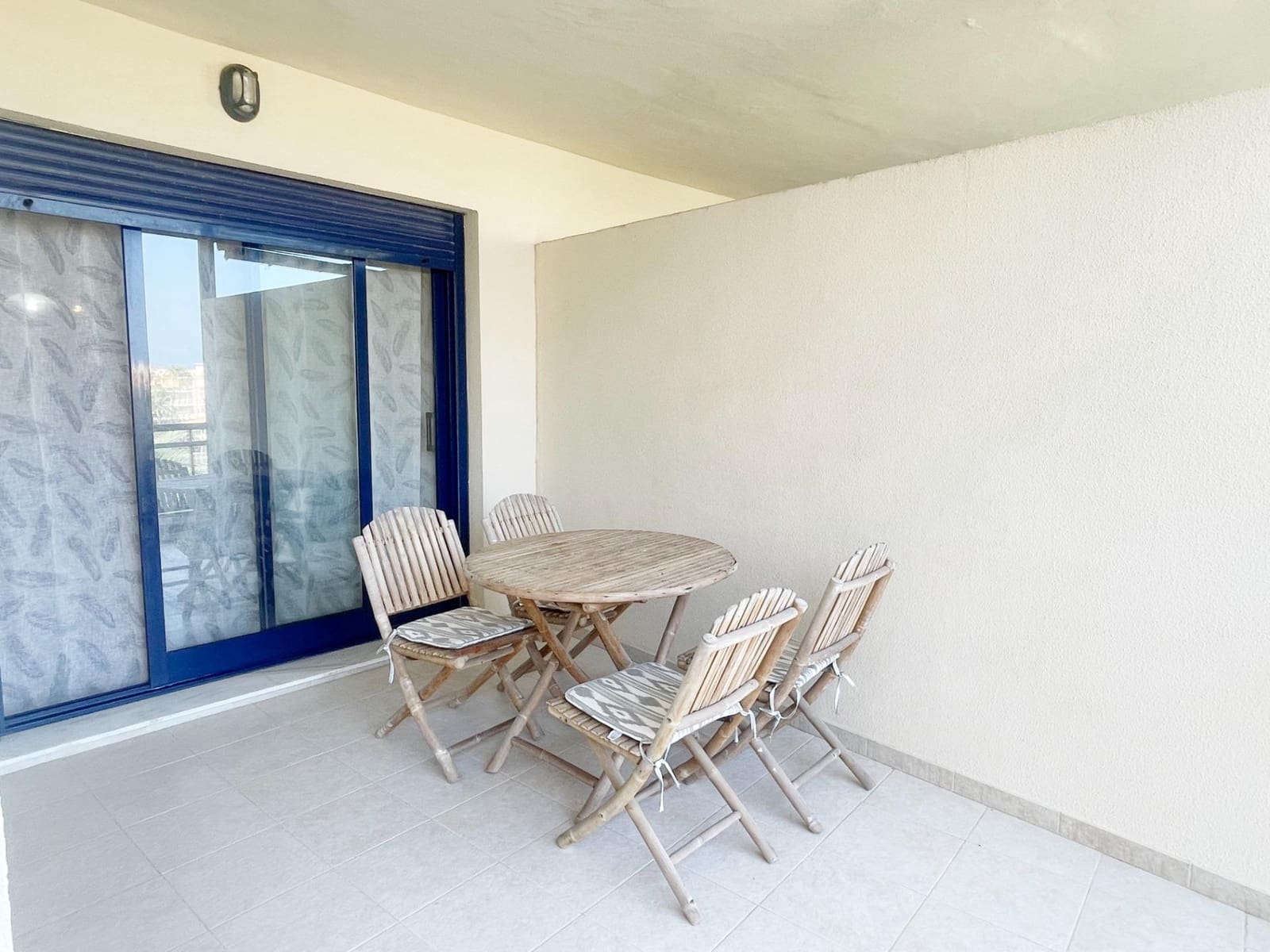 2 slaapkamer Appartement te huur in Denia met zwembad - € 850 (Ref: 9159619)