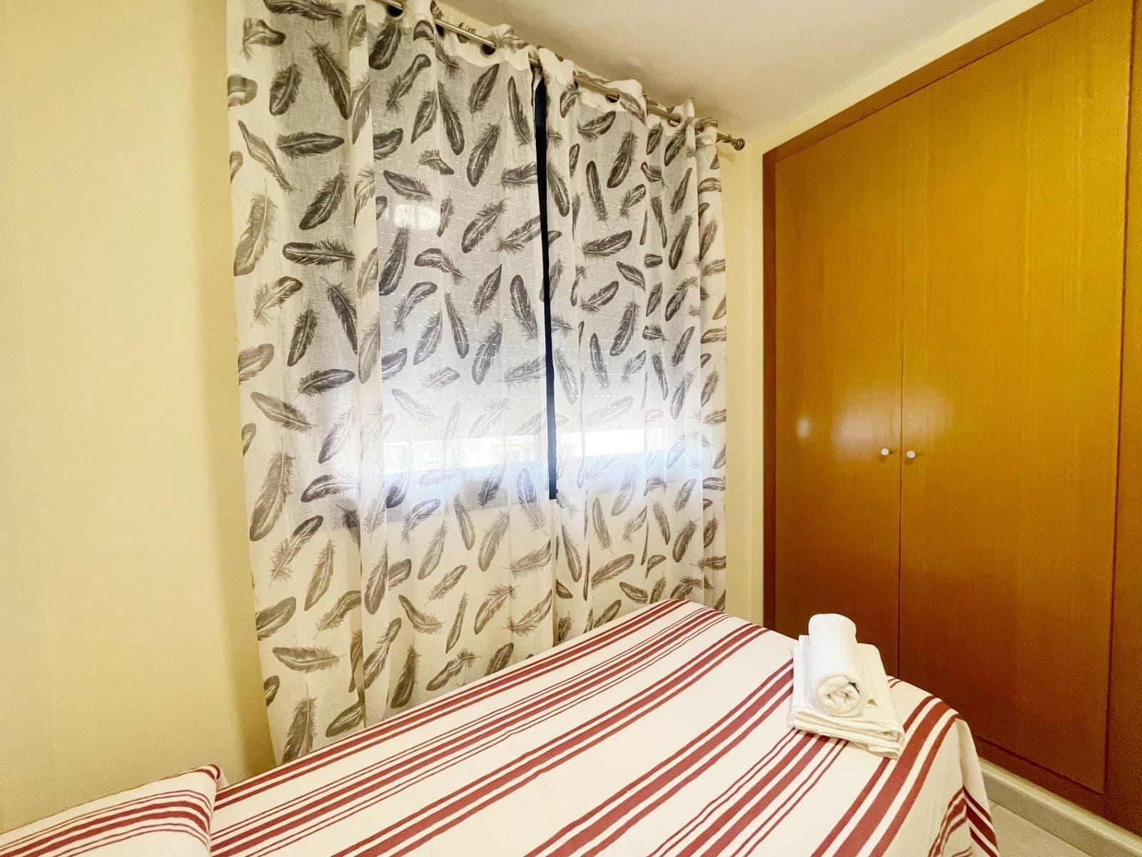 2 slaapkamer Appartement te huur in Denia met zwembad - € 850 (Ref: 9159619)