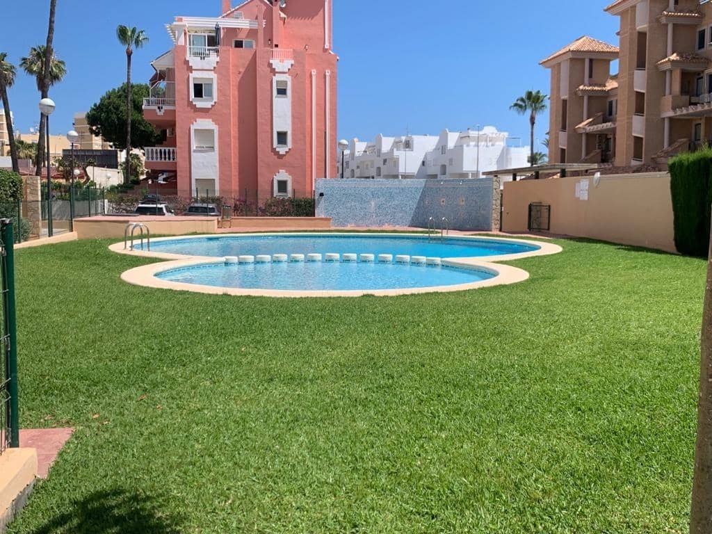 2 soveværelse Lejlighed til leje i Denia med swimmingpool - € 750 (Ref: 9159620)