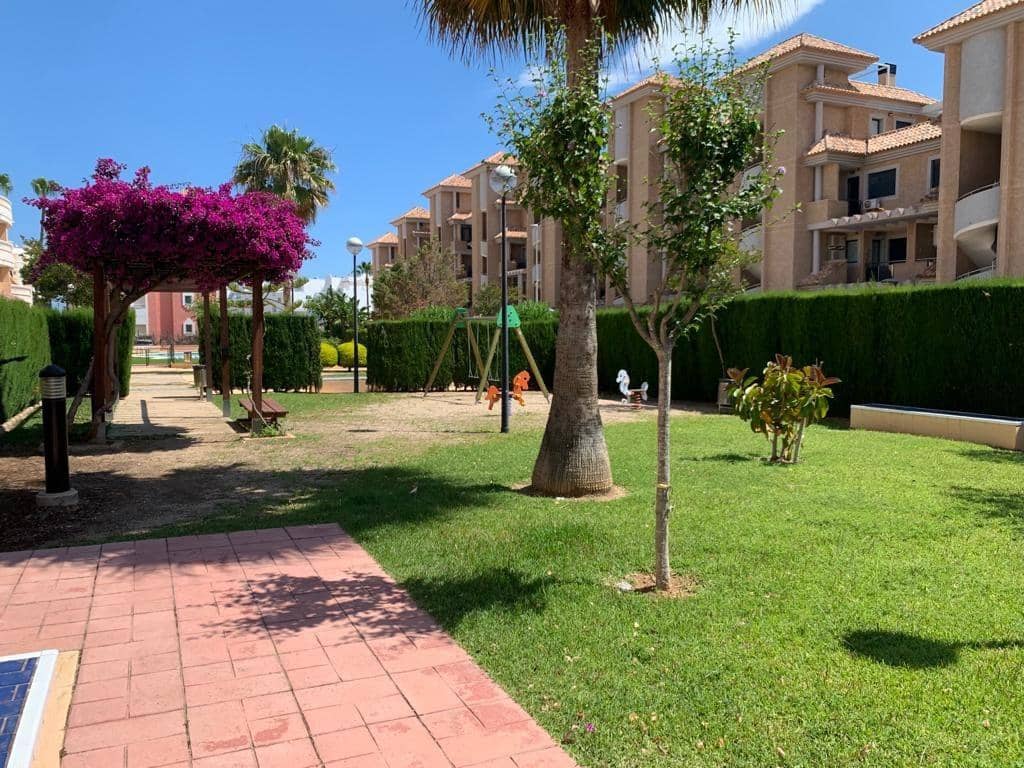 2 soveværelse Lejlighed til leje i Denia med swimmingpool - € 750 (Ref: 9159620)