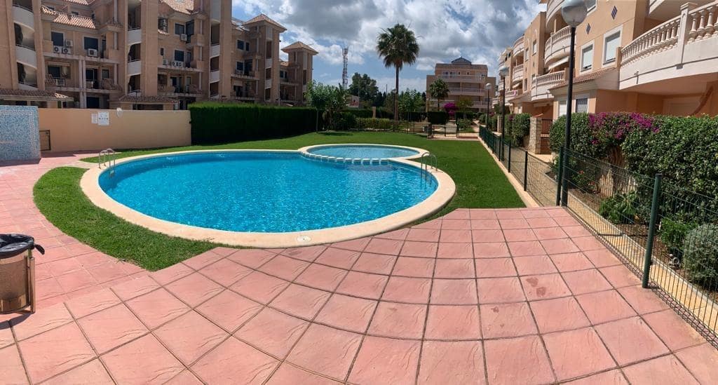 2 bedroom Apartment for rent in Denia with pool - € 750 (Ref: 9159620)
