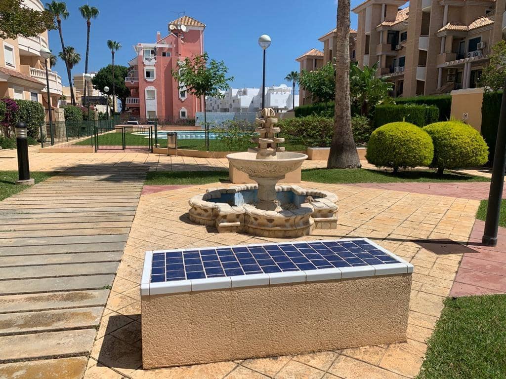 2 bedroom Apartment for rent in Denia with pool - € 750 (Ref: 9159620)