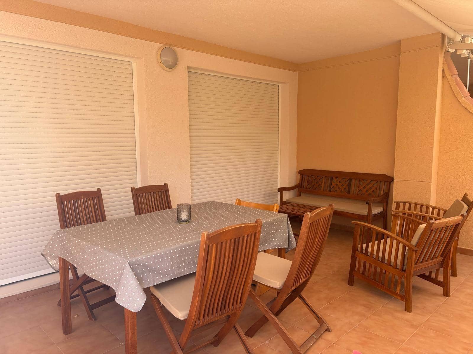 2 bedroom Apartment for rent in Denia with pool - € 750 (Ref: 9159620)