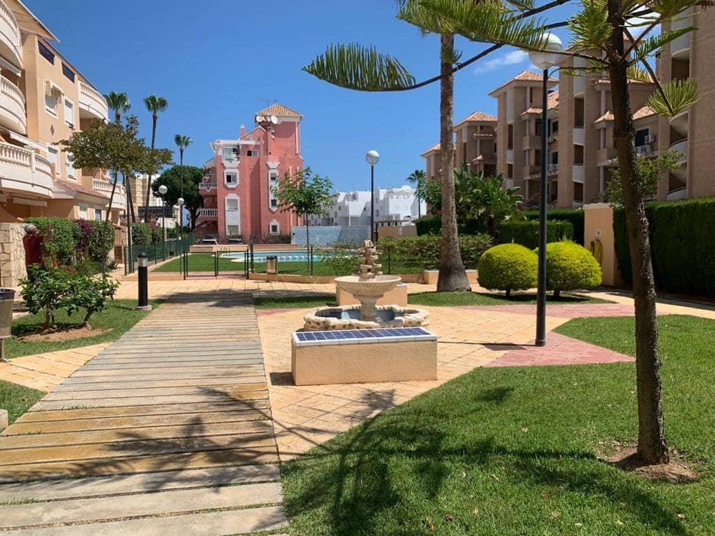 2 bedroom Apartment for rent in Denia with pool - € 750 (Ref: 9159620)