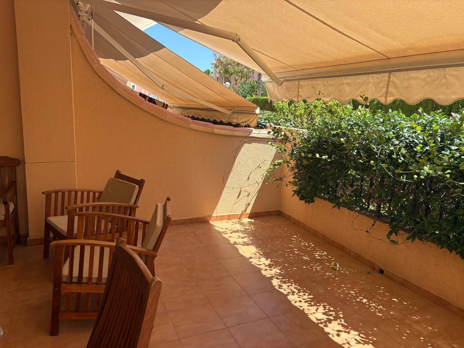 2 bedroom Apartment for rent in Denia with pool - € 750 (Ref: 9159620)