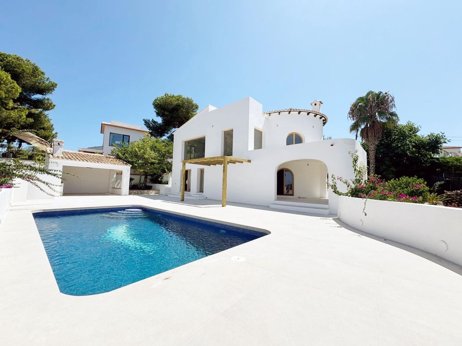 4 sypialnia Willa na sprzedaż w Javea / Xabia z basenem garażem - 1 925 000 € (Ref: 9176559)