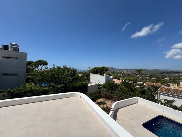 4 makuuhuone Huvila myytävänä paikassa Portichol - Balcón al Mar, Javea / Xàbia mukana uima-altaan 
autotalli - 1 925 000 € (Ref: 9176559)