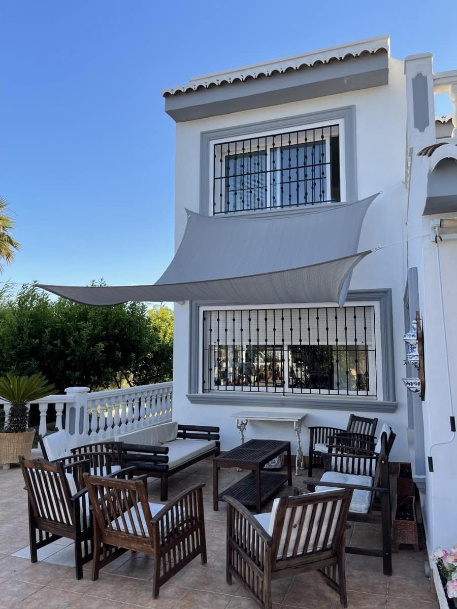 4 camera da letto Villa in vendita in Oliva Nova con piscina garage - 800.000 € (Rif: 9192508)