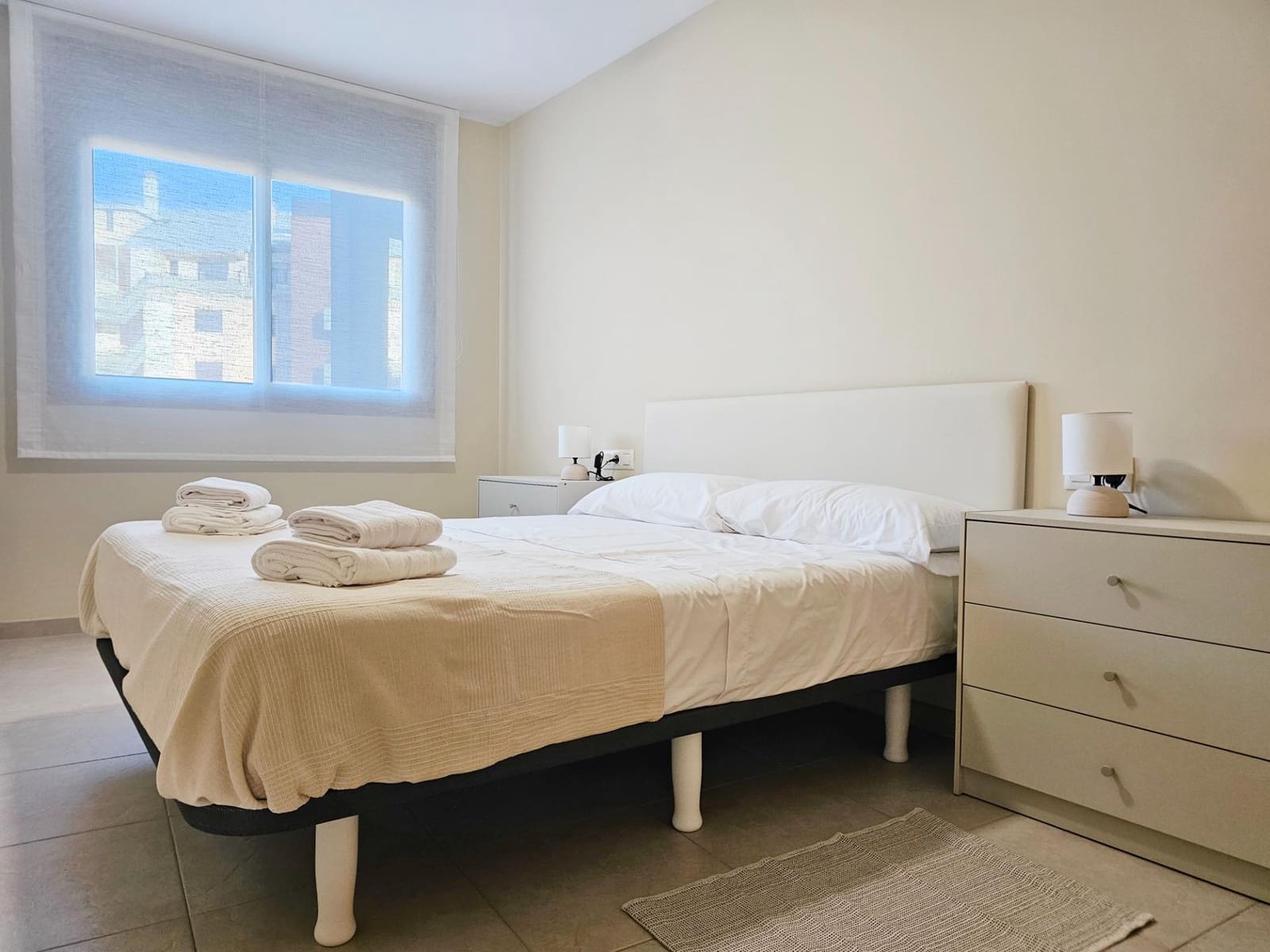 3 bedroom Apartment for rent in Denia with pool garage - € 1,500 (Ref: 9217625)