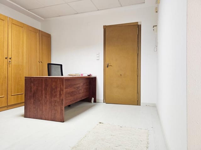 Office for rent in El Puerto, Dénia - € 750 (Ref: 9217627)