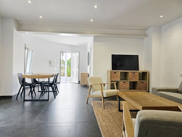 3 soverom Villa til leie i Les Bassetes - El Marjal, Dénia med svømmebasseng garasje - € 1 600 (Ref: 9257498)