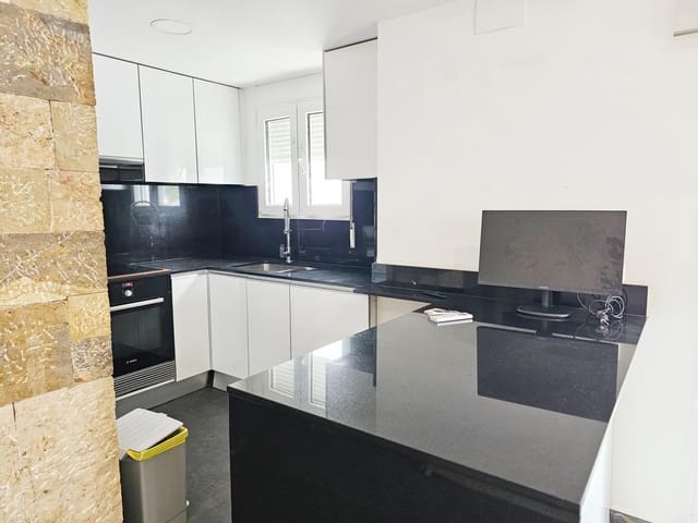 3 soverom Villa til leie i Les Bassetes - El Marjal, Dénia med svømmebasseng garasje - € 1 600 (Ref: 9257498)