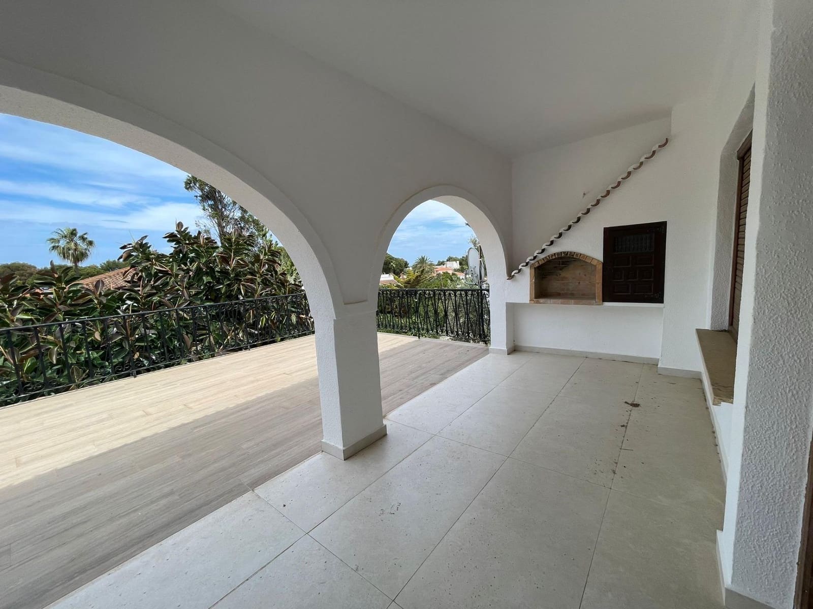 3 sypialnia Willa na sprzedaż w Denia z basenem garażem - 790 000 € (Ref: 9257499)