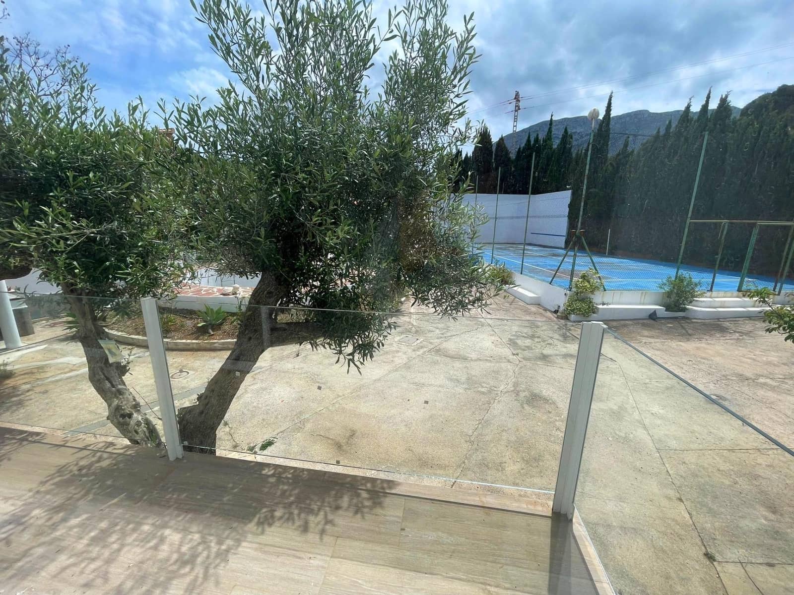 3 sypialnia Willa na sprzedaż w Denia z basenem garażem - 790 000 € (Ref: 9257499)