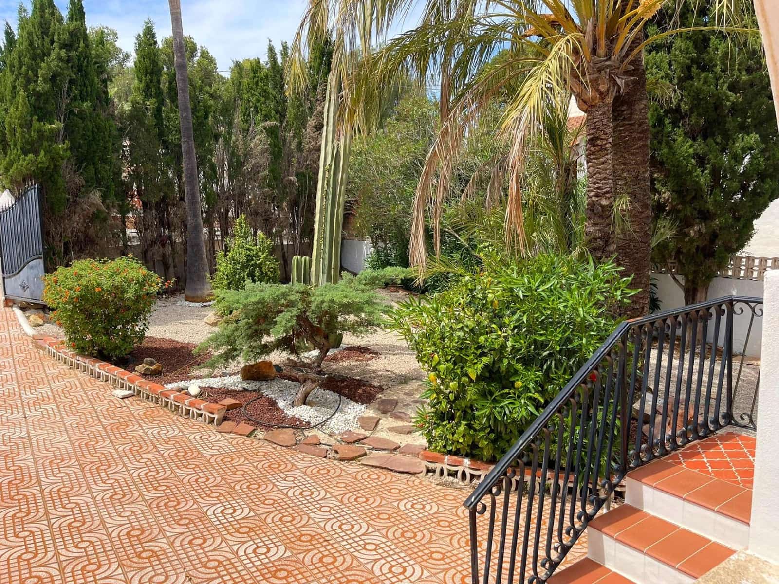3 sypialnia Willa na sprzedaż w Denia z basenem garażem - 790 000 € (Ref: 9257499)