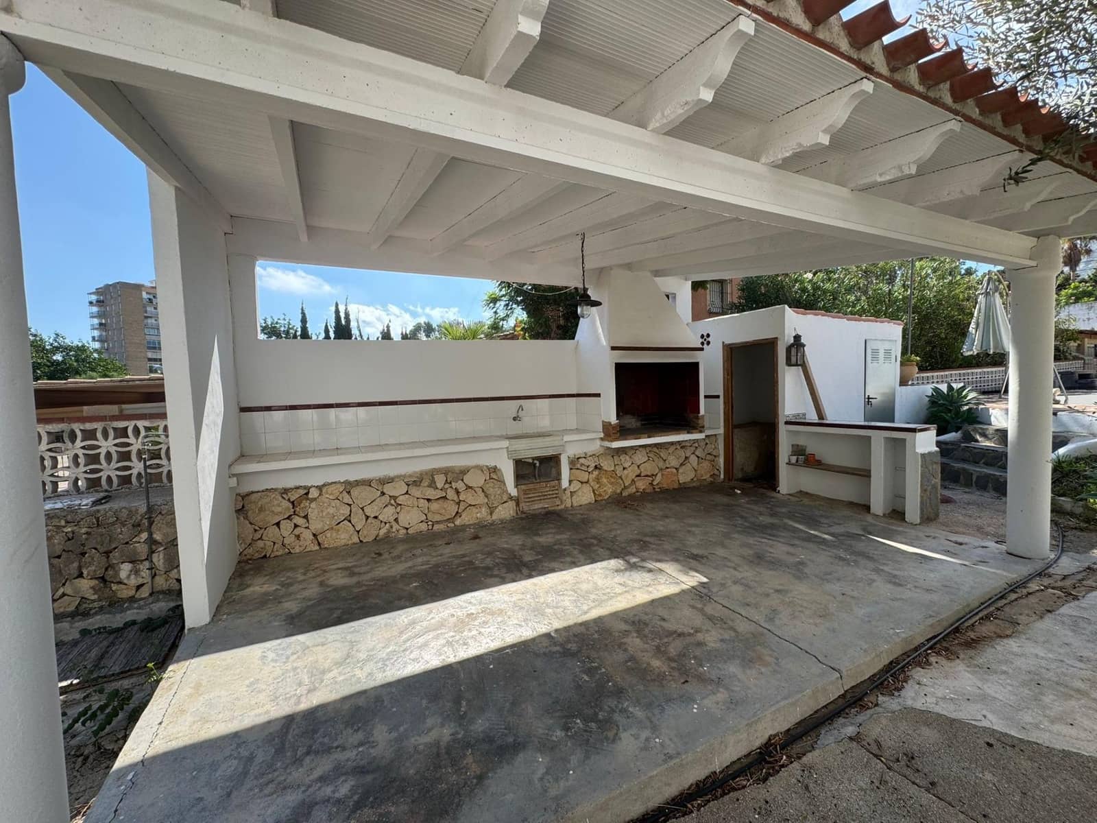 3 sypialnia Willa na sprzedaż w Denia z basenem garażem - 790 000 € (Ref: 9257499)