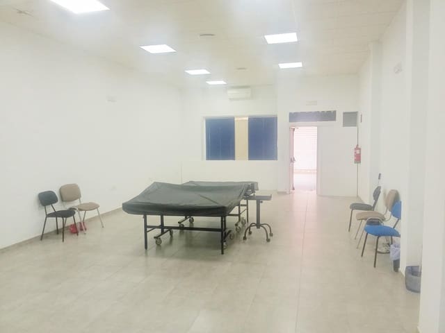 Commerciale da affittare in Centro Urbano, Dénia - 650 € (Rif: 9262765)