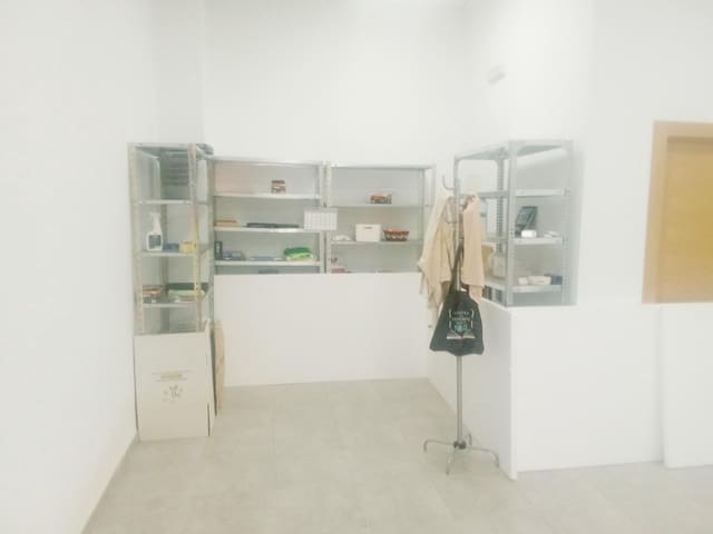 Commerciale da affittare in Centro Urbano, Dénia - 650 € (Rif: 9262765)