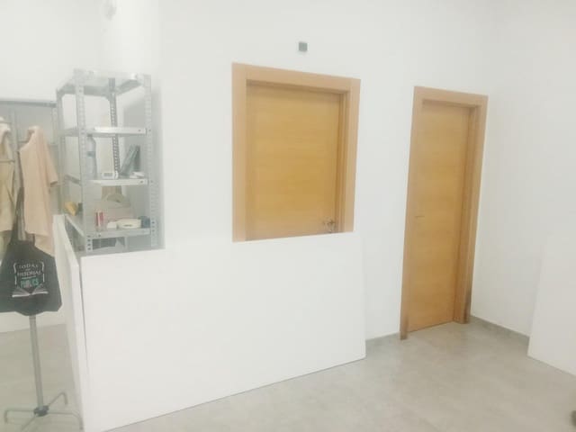 Commerciale da affittare in Centro Urbano, Dénia - 650 € (Rif: 9262765)