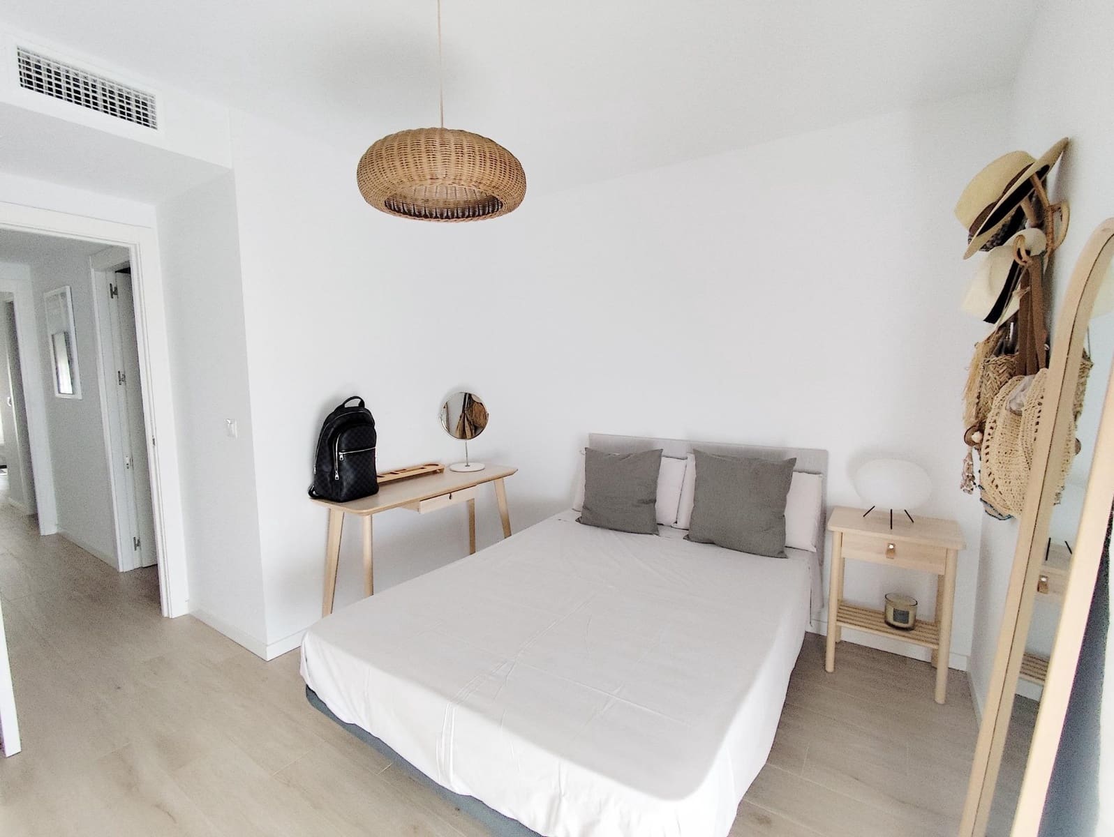 2 bedroom Apartment for sale in Denia with pool - € 399,000 (Ref: 9262766)