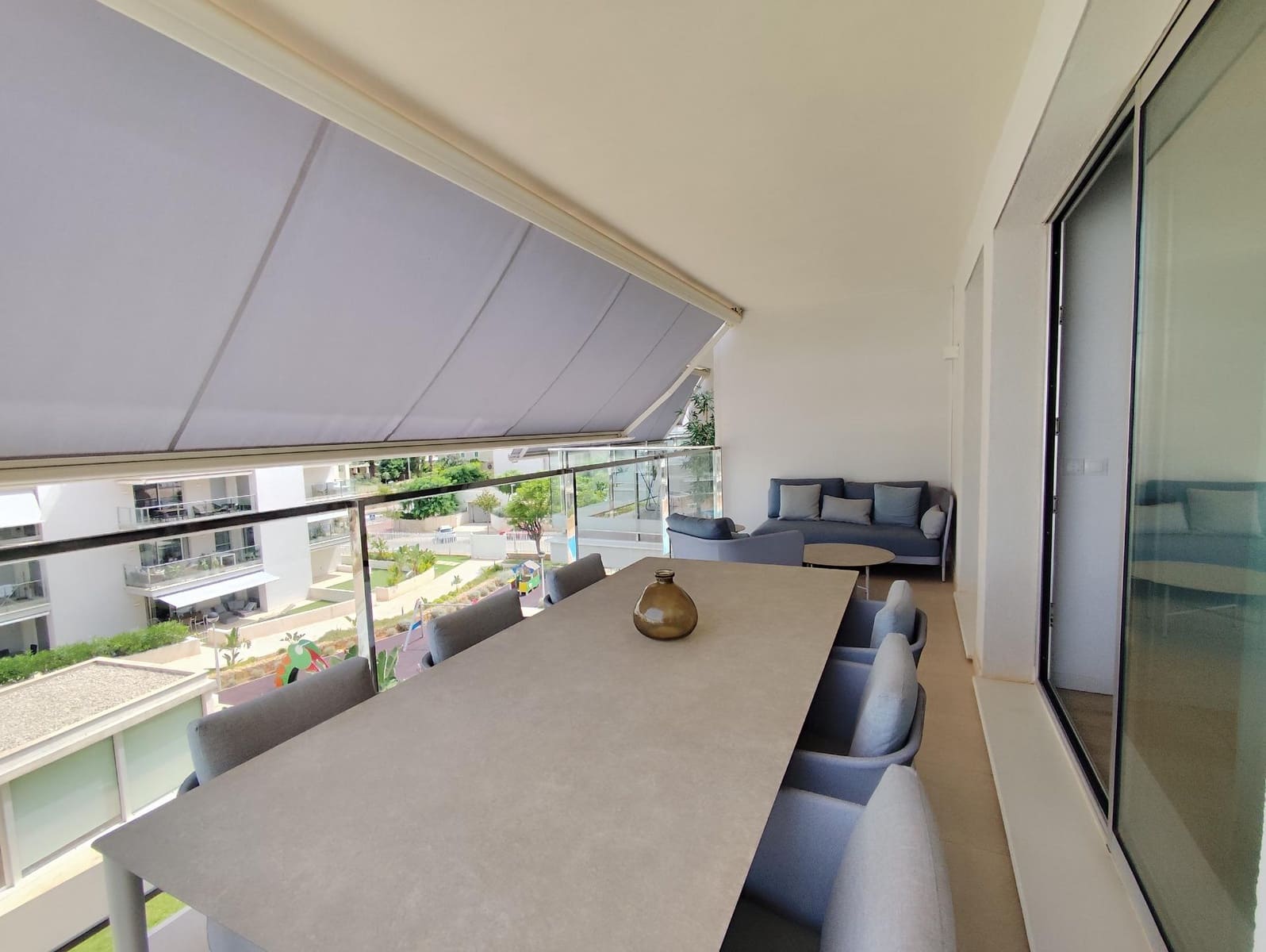 2 bedroom Apartment for sale in Denia with pool - € 399,000 (Ref: 9262766)