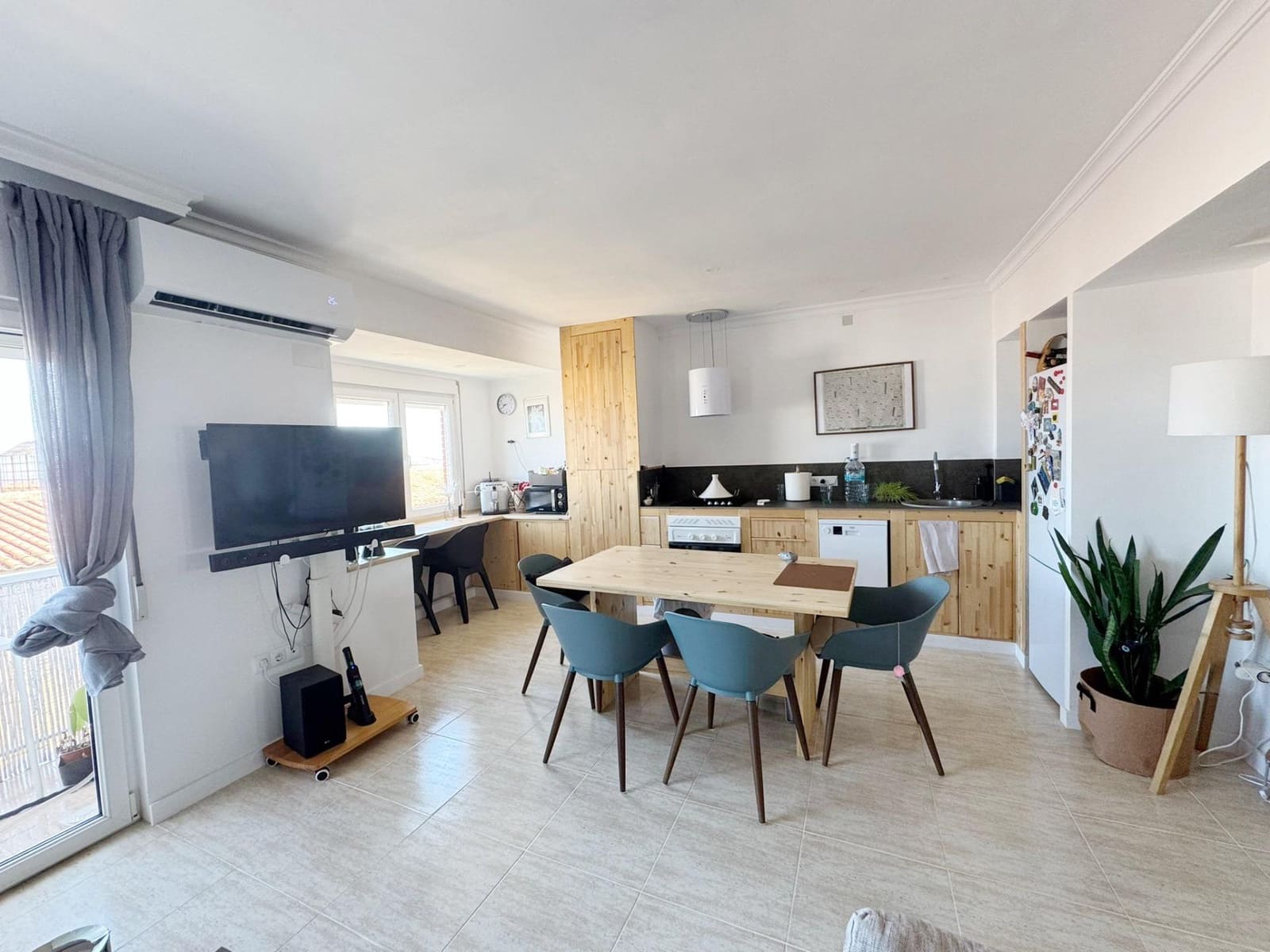 2 makuuhuone Kattohuoneisto myytävänä paikassa Denia - 395 000 € (Ref: 9272432)