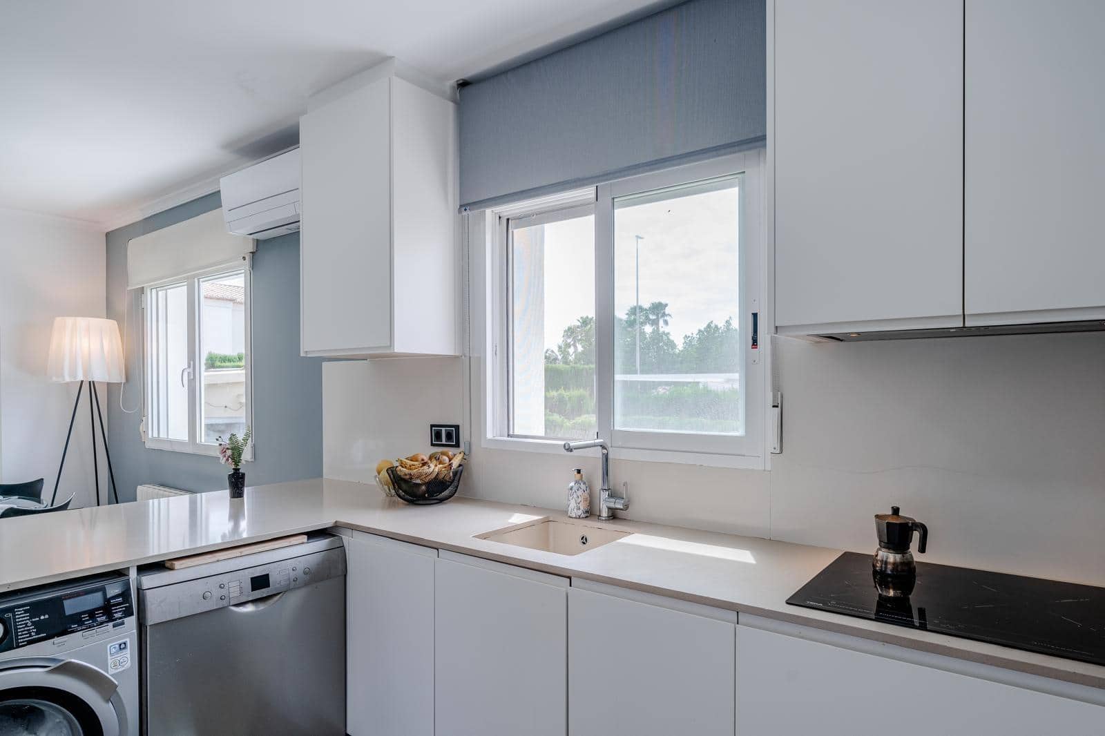 4 soverom Villa til leie i Denia med svømmebasseng garasje - € 2 300 (Ref: 9276484)