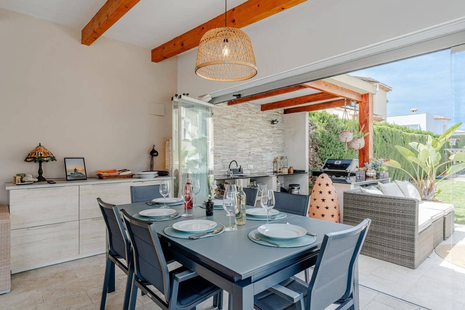 4 soverom Villa til leie i Denia med svømmebasseng garasje - € 2 300 (Ref: 9276484)