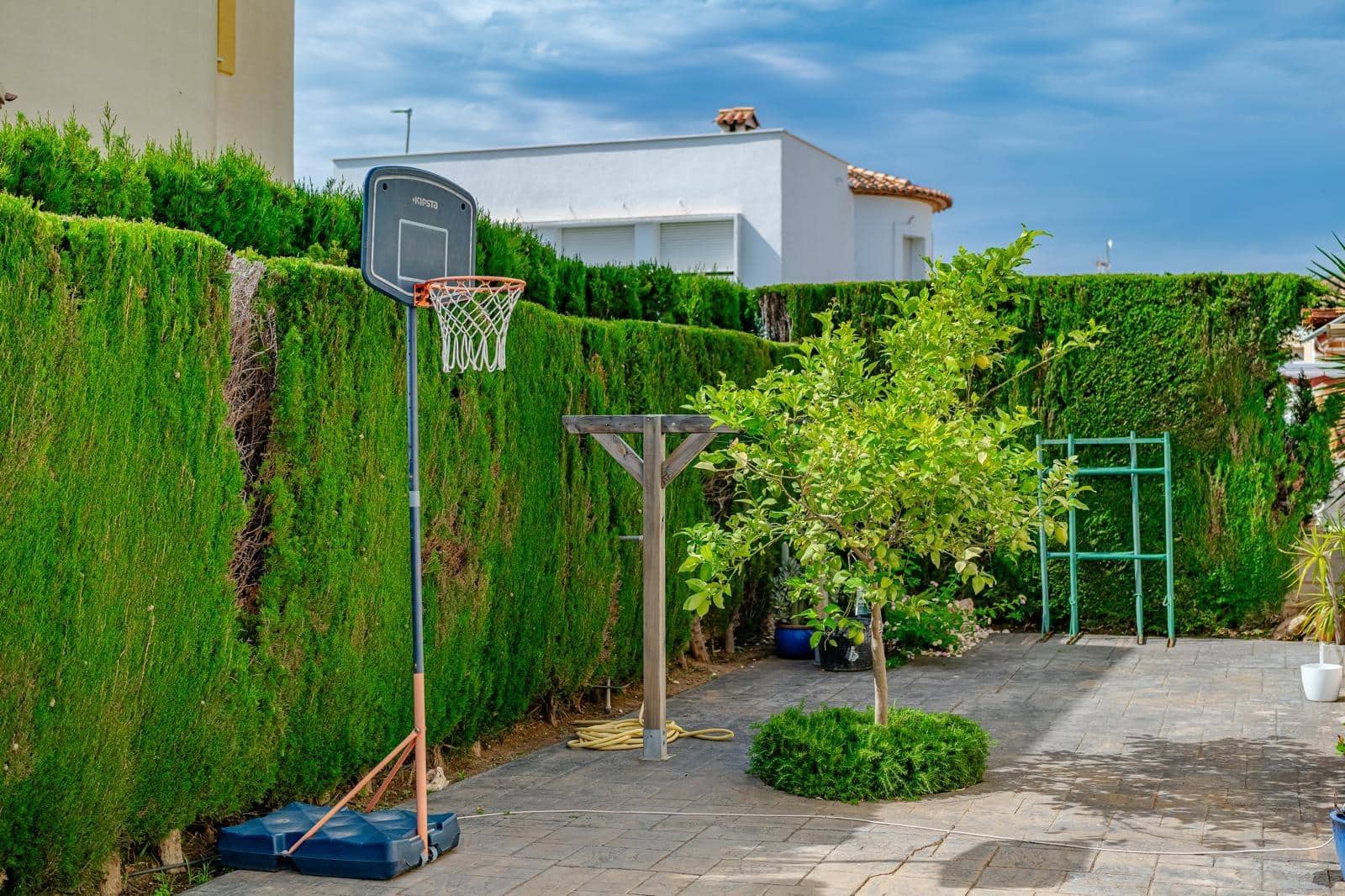 4 soverom Villa til leie i Denia med svømmebasseng garasje - € 2 300 (Ref: 9276484)