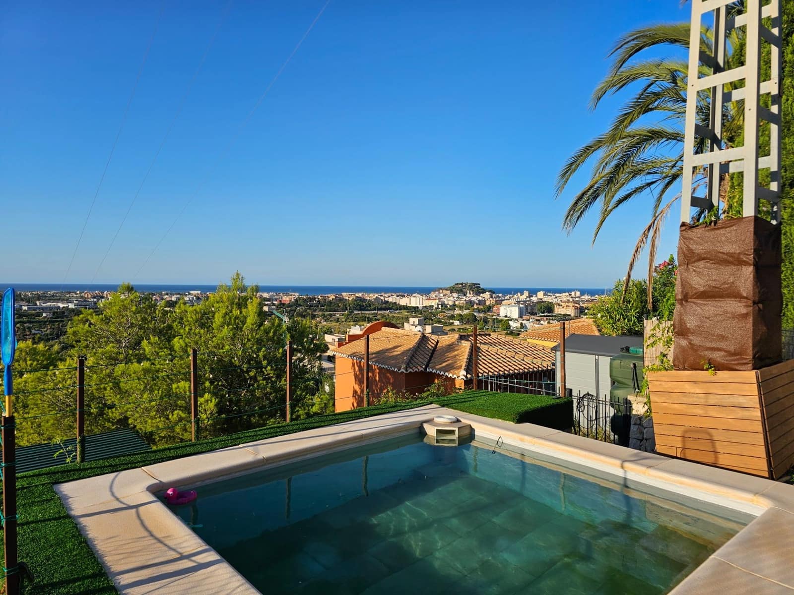 3 soveværelse Rækkehus til salg i Denia med swimmingpool garage - € 500.000 (Ref: 9282355)