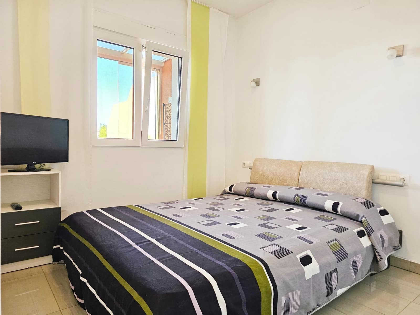 3 soverom Rekkehus til salgs i Denia med svømmebasseng garasje - € 500 000 (Ref: 9282355)