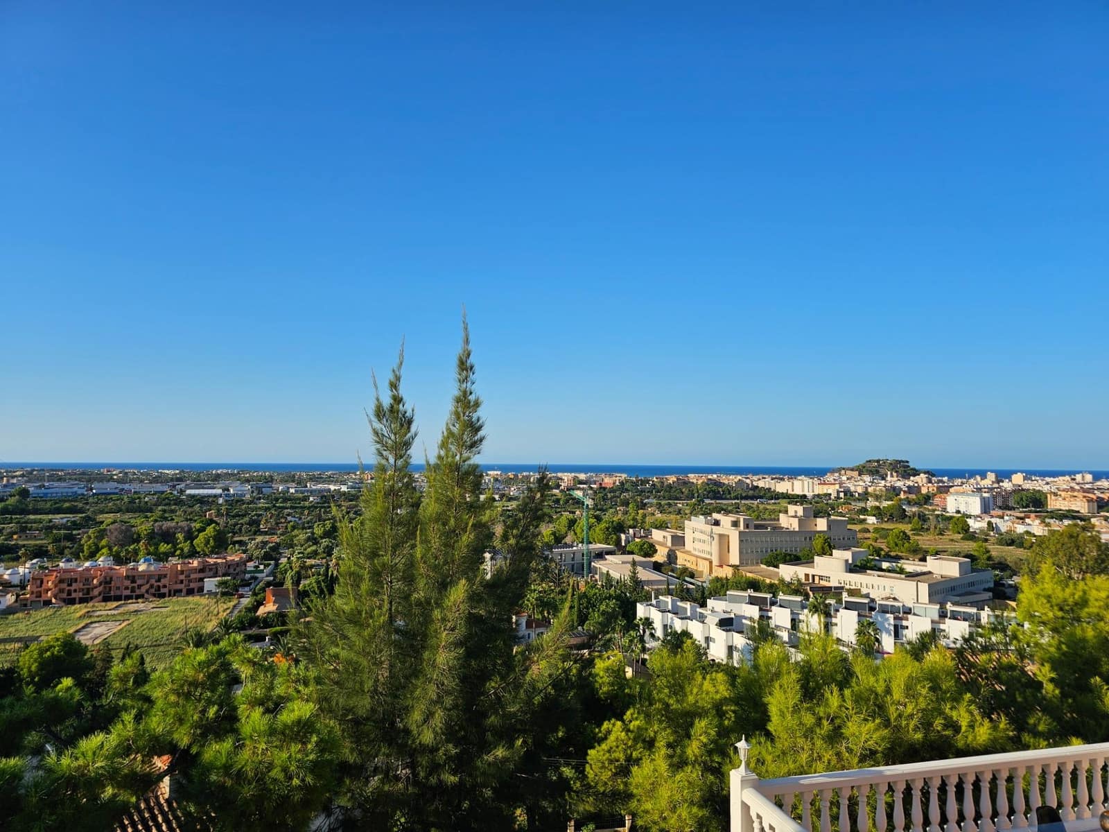 3 soveværelse Rækkehus til salg i Denia med swimmingpool garage - € 500.000 (Ref: 9282355)